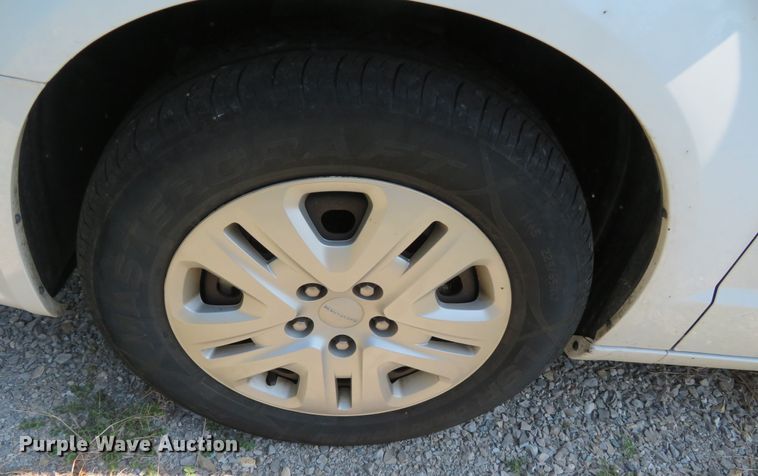 image for item DR0133 2017 Dodge Grand Caravan  van