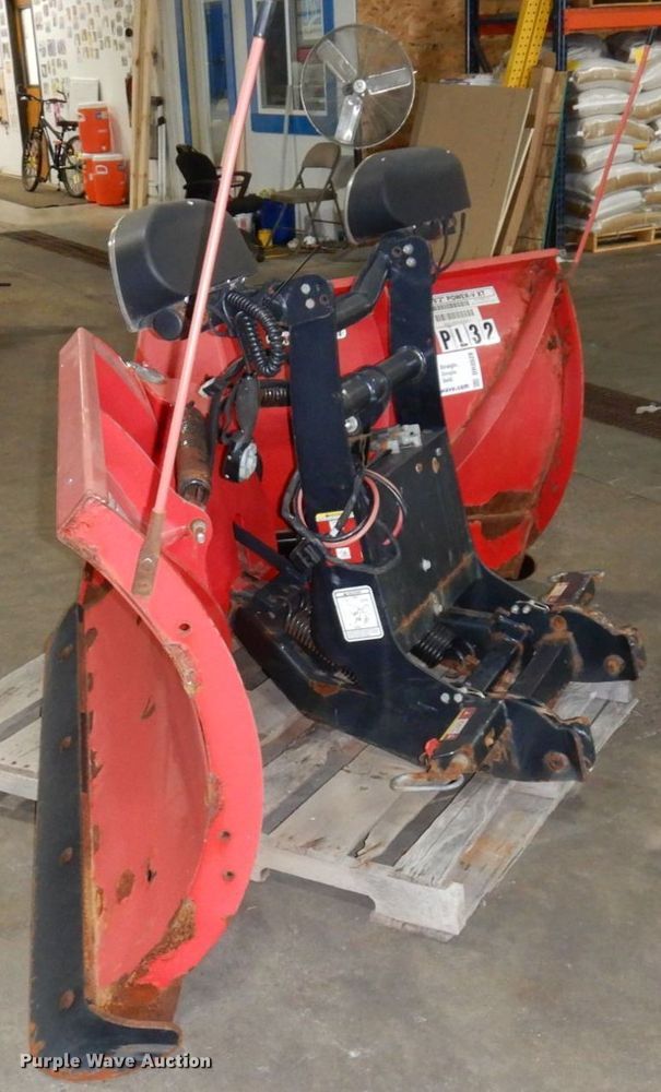 image for item DR0528 The Boss Power-V XT  snow plow