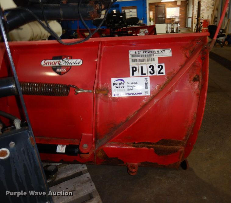 image for item DR0528 The Boss Power-V XT  snow plow