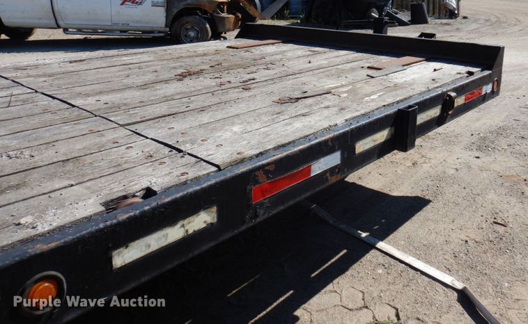 image for item DR0533 1996 Towmaster T20  equipment trailer