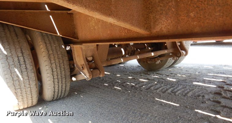 image for item DR0533 1996 Towmaster T20  equipment trailer