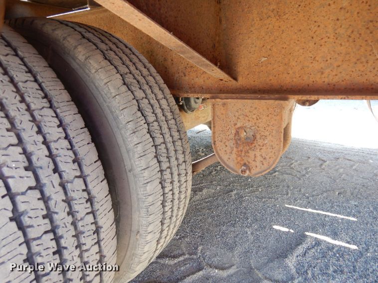 image for item DR0533 1996 Towmaster T20  equipment trailer