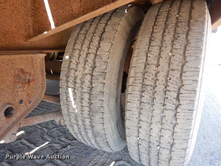 image for item DR0533 1996 Towmaster T20  equipment trailer