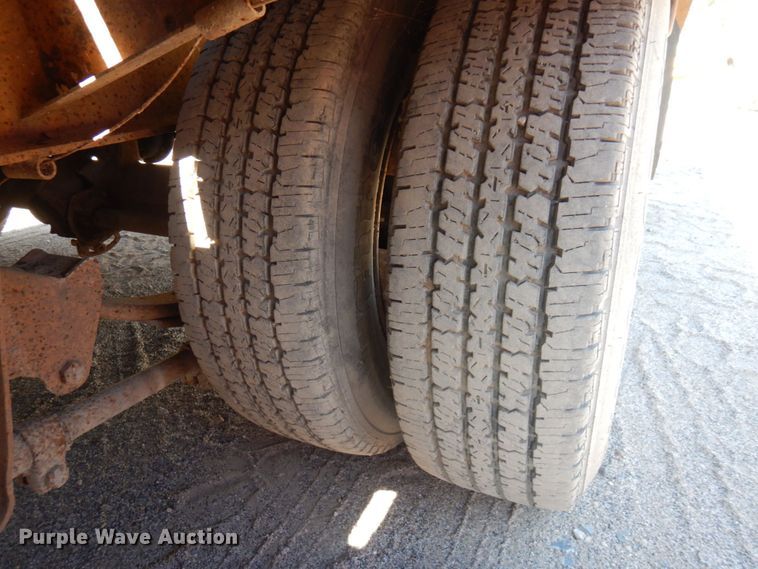 image for item DR0533 1996 Towmaster T20  equipment trailer