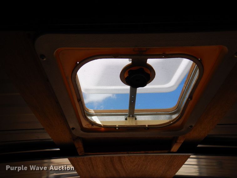 image for item DR0538 2017 USCA  enclosed cargo trailer