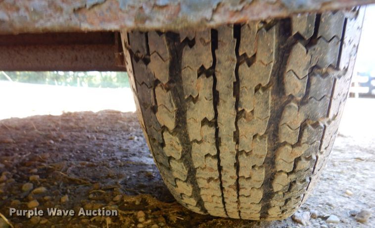 image for item DR0548 1993 United Express Line  enclosed cargo trailer