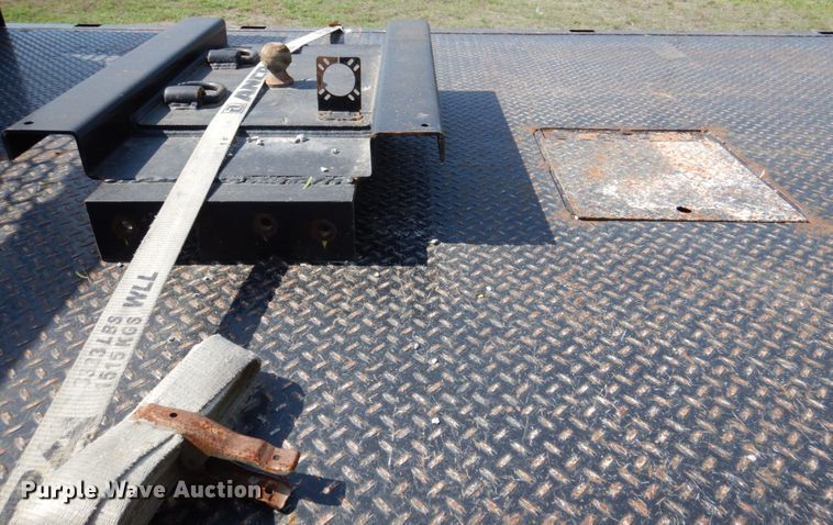 image for item DR2027 2018 Ford F450 Super Duty XLT  Crew Cab flatbed truck