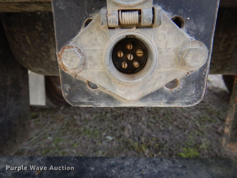 image for item DR2027 2018 Ford F450 Super Duty XLT  Crew Cab flatbed truck