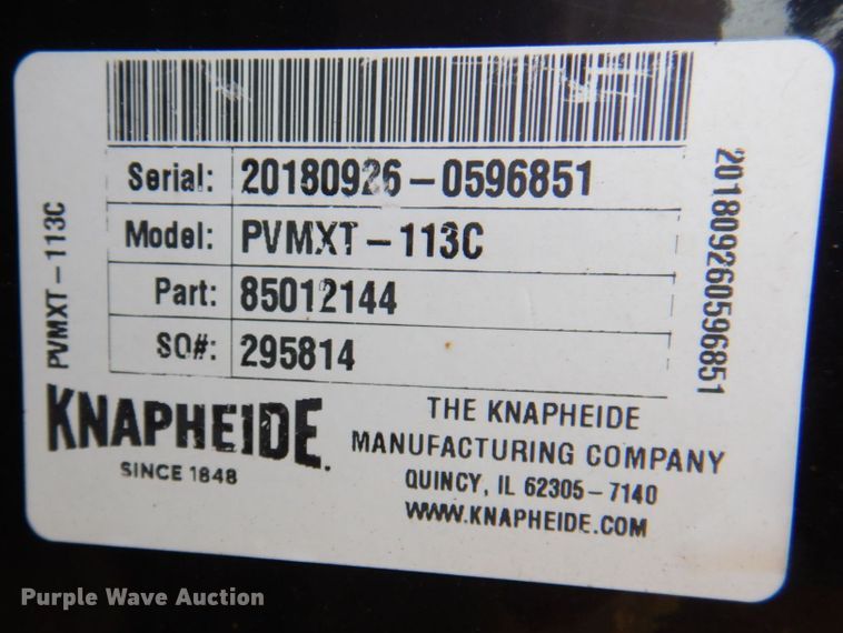 image for item DR2027 2018 Ford F450 Super Duty XLT  Crew Cab flatbed truck