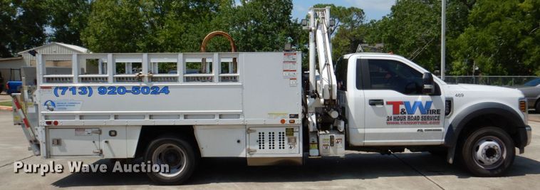image for item DR2031 2019 Ford F550 Super Duty XL  utility / service truck
