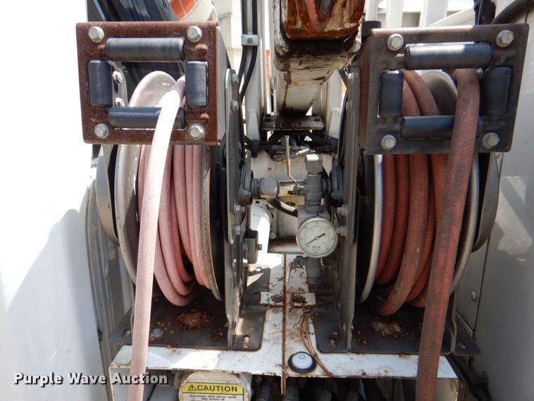 image for item DR2031 2019 Ford F550 Super Duty XL  utility / service truck