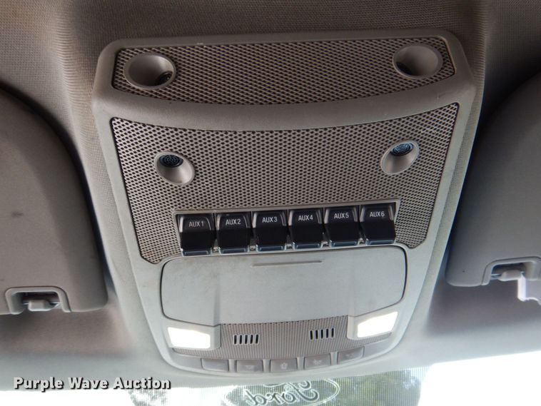 image for item DR2031 2019 Ford F550 Super Duty XL  utility / service truck