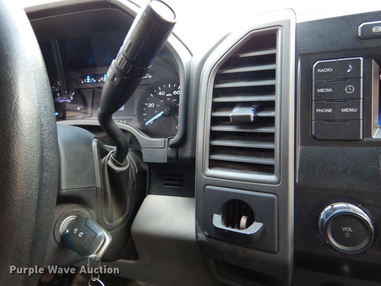 image for item DR2031 2019 Ford F550 Super Duty XL  utility / service truck