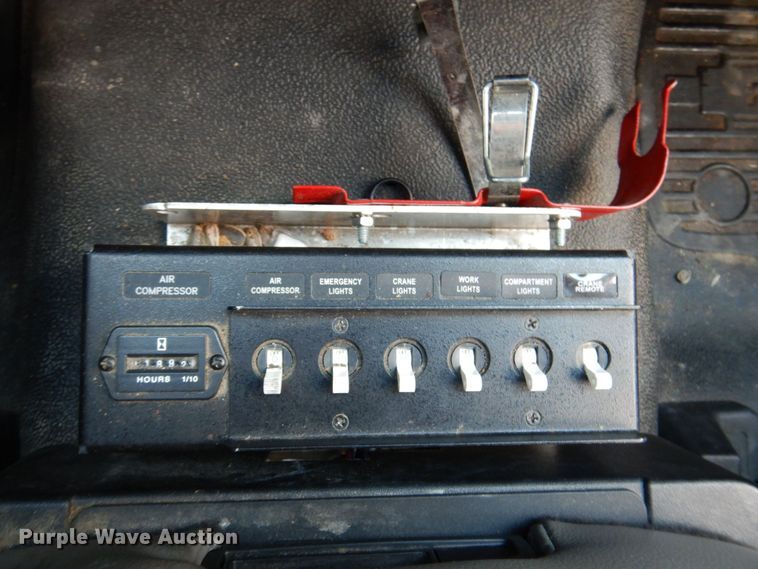 image for item DR2031 2019 Ford F550 Super Duty XL  utility / service truck