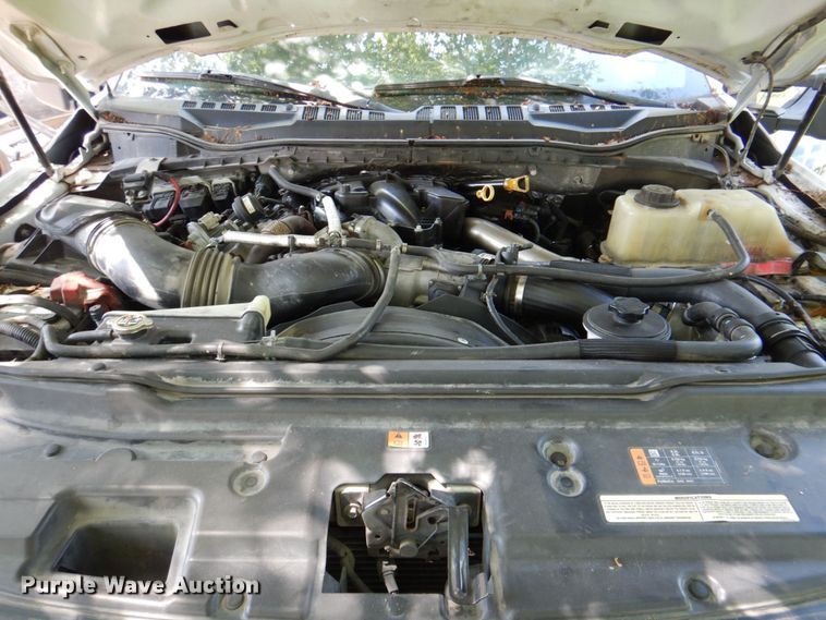 image for item DR2031 2019 Ford F550 Super Duty XL  utility / service truck