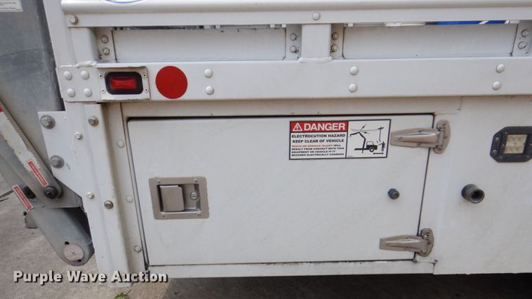 image for item DR2031 2019 Ford F550 Super Duty XL  utility / service truck