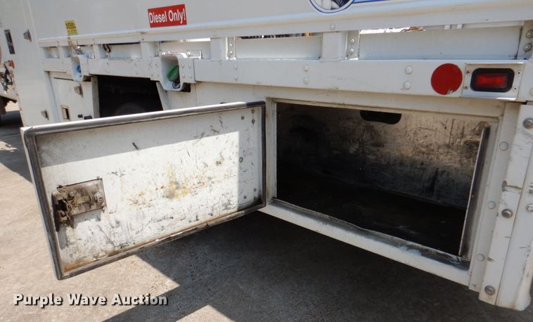 image for item DR2031 2019 Ford F550 Super Duty XL  utility / service truck