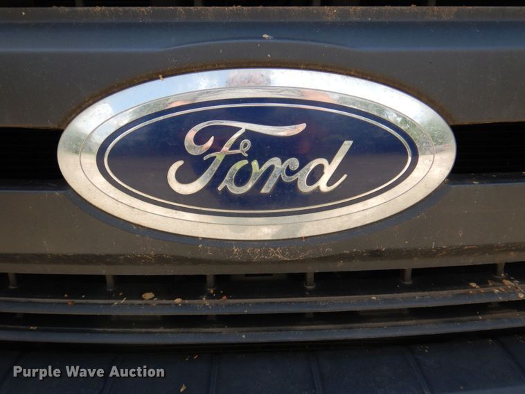 image for item DR2031 2019 Ford F550 Super Duty XL  utility / service truck