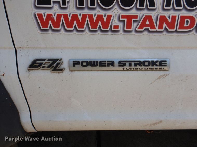 image for item DR2031 2019 Ford F550 Super Duty XL  utility / service truck