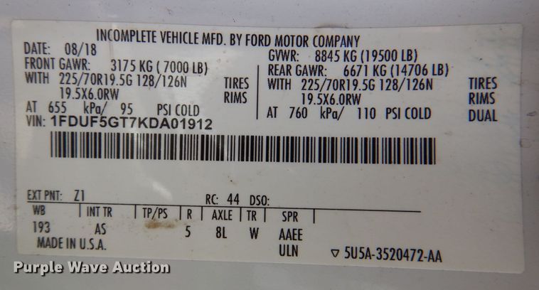 image for item DR2031 2019 Ford F550 Super Duty XL  utility / service truck