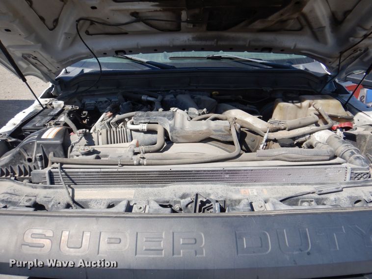 image for item DR2042 2013 Ford F250 Super Duty Lariat  SuperCab pickup truck