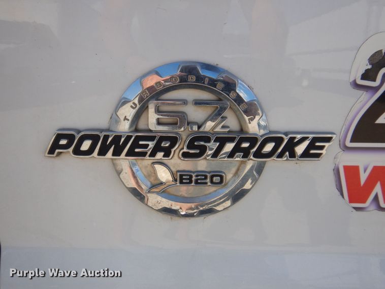 image for item DR2042 2013 Ford F250 Super Duty Lariat  SuperCab pickup truck