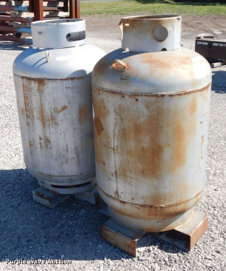 image for item DS1389 Lindberg  heat treating furnace