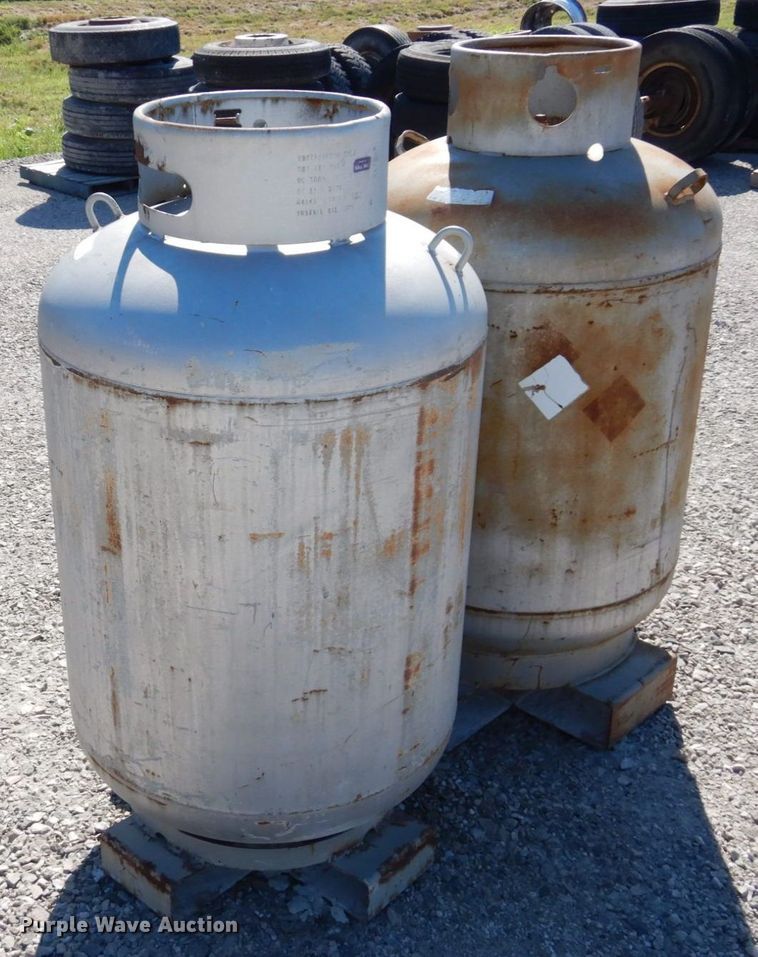 image for item DS1389 Lindberg  heat treating furnace