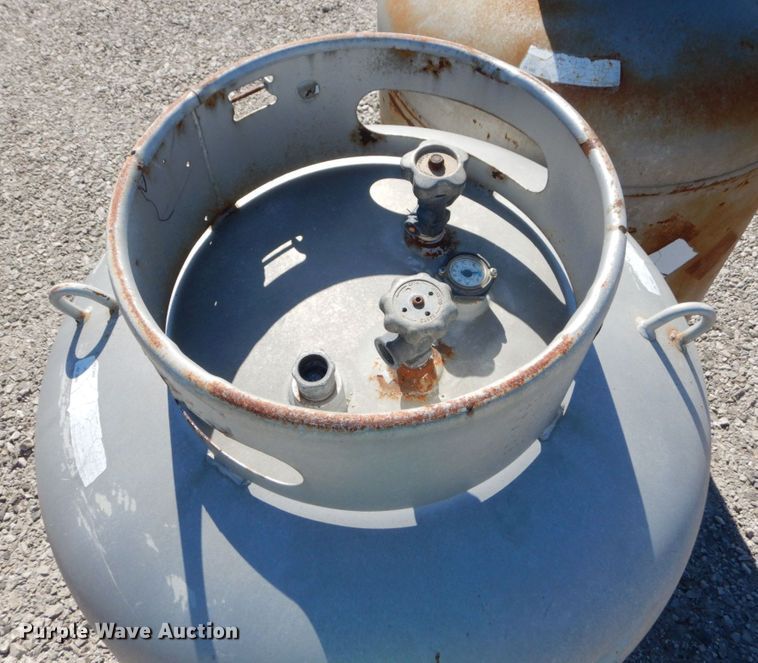 image for item DS1389 Lindberg  heat treating furnace