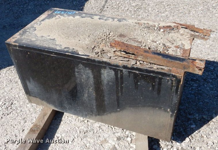 image for item DS1389 Lindberg  heat treating furnace