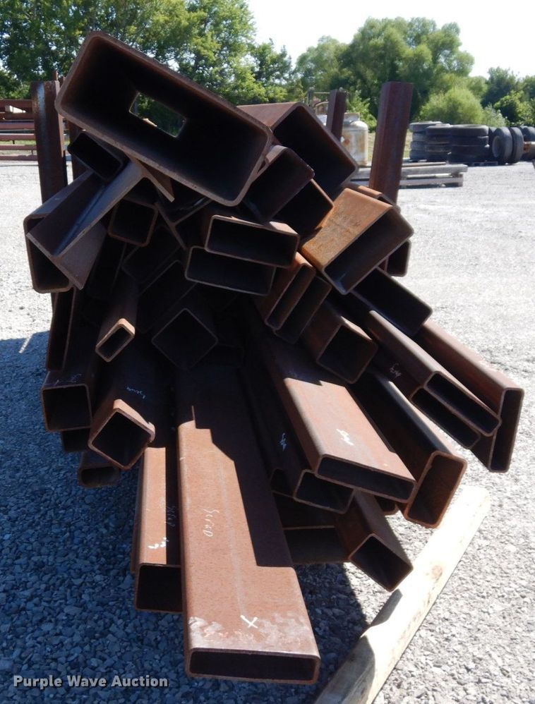 image for item DS1390 Building materials