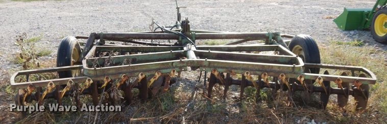 image for item DS1400 John Deere  double off-set disk