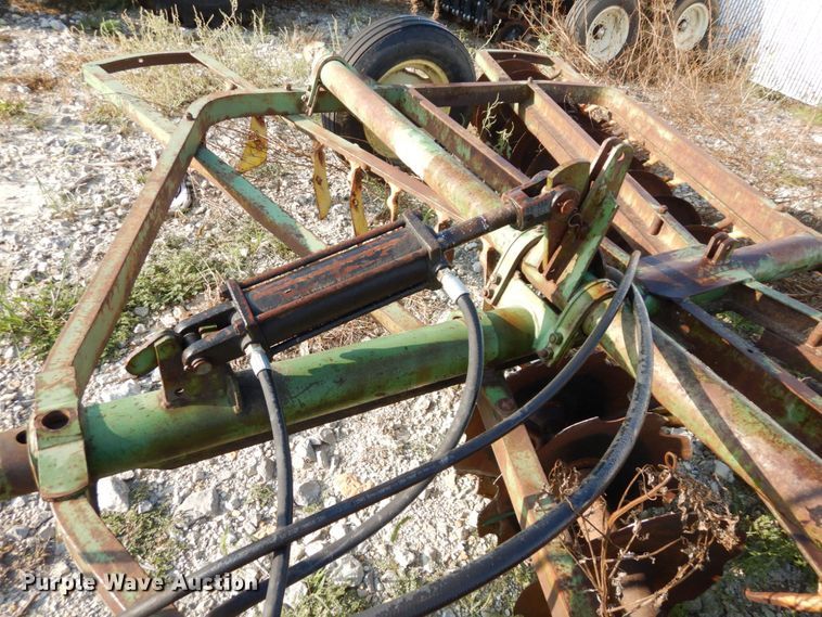 image for item DS1400 John Deere  double off-set disk