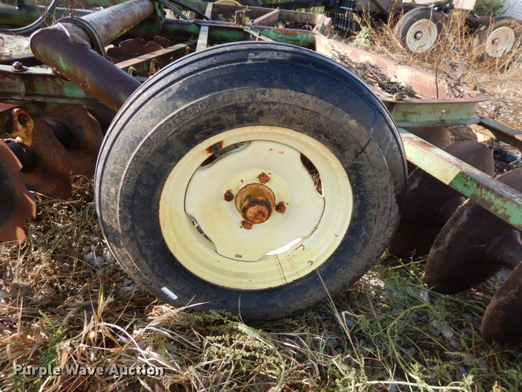 image for item DS1400 John Deere  double off-set disk