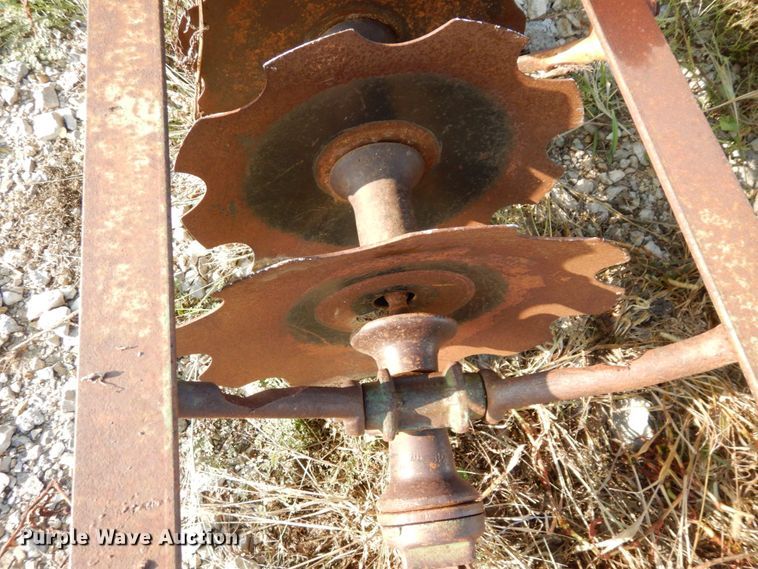 image for item DS1400 John Deere  double off-set disk