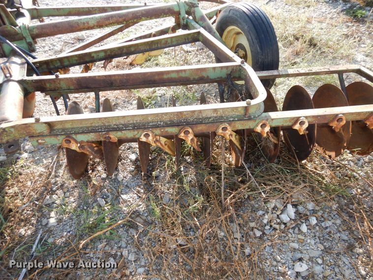 image for item DS1400 John Deere  double off-set disk