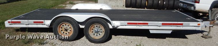 image for item DS6252 2014 Featherlite 3110-0017-STD  Car trailer