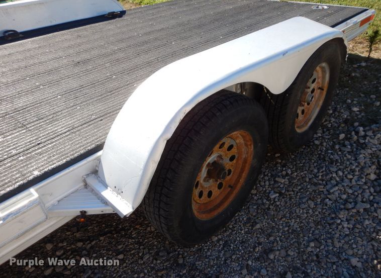 image for item DS6252 2014 Featherlite 3110-0017-STD  Car trailer