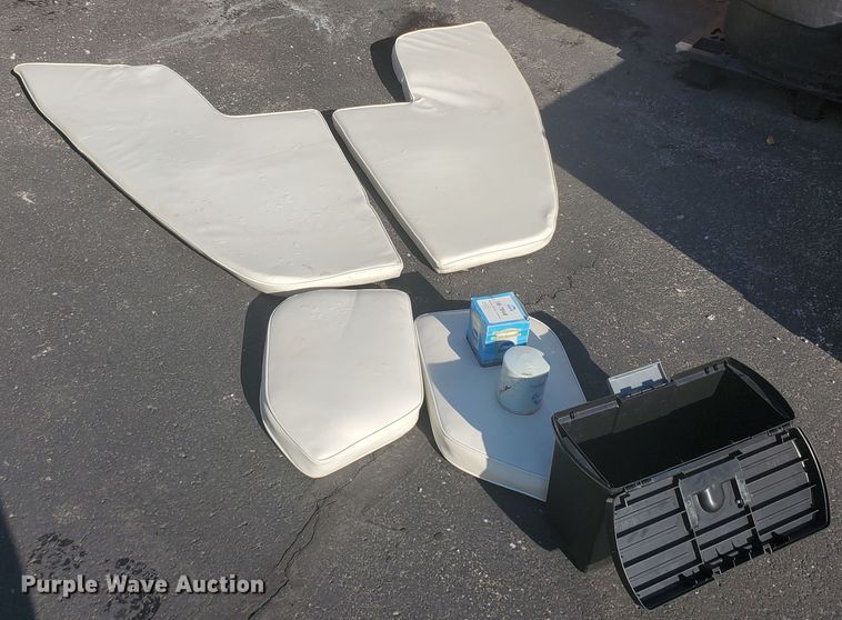 image for item DS6273 2003 Hydra-Sports 180CC  boat