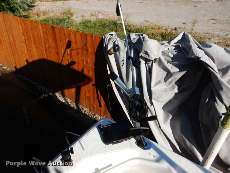 image for item DS6273 2003 Hydra-Sports 180CC  boat