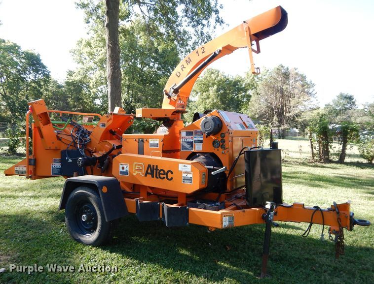 image for item DS6274 2014 Altec DRM12  wood chipper