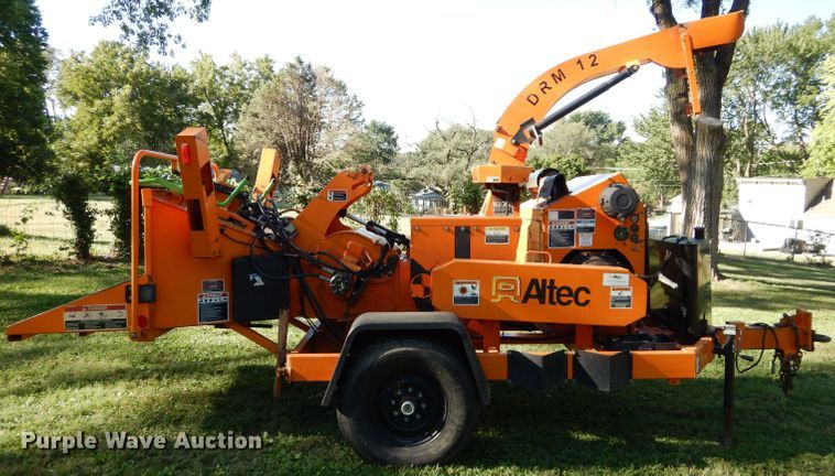 image for item DS6274 2014 Altec DRM12  wood chipper