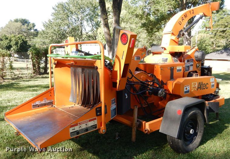 image for item DS6274 2014 Altec DRM12  wood chipper