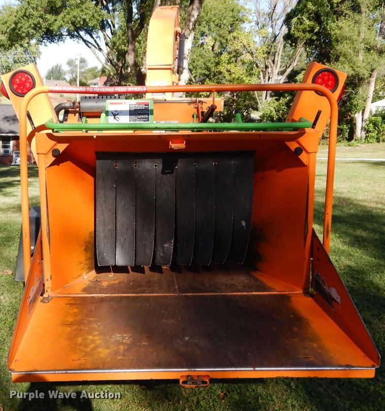 image for item DS6274 2014 Altec DRM12  wood chipper