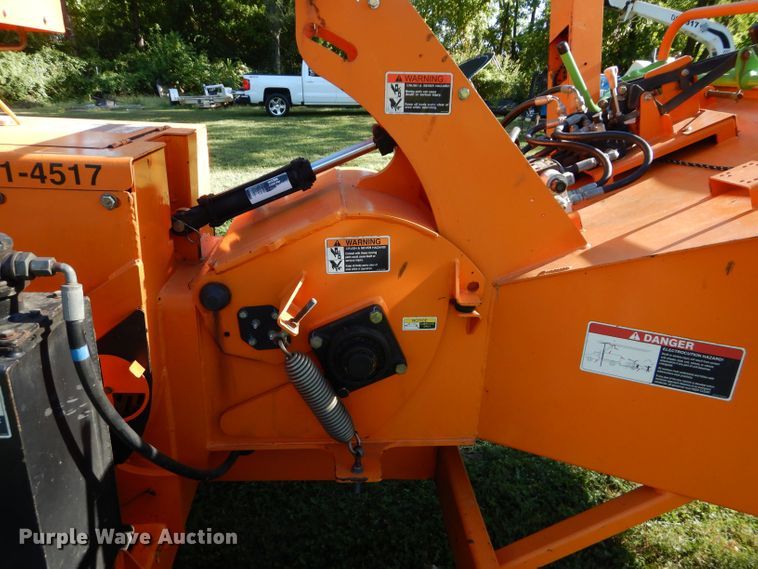 image for item DS6274 2014 Altec DRM12  wood chipper