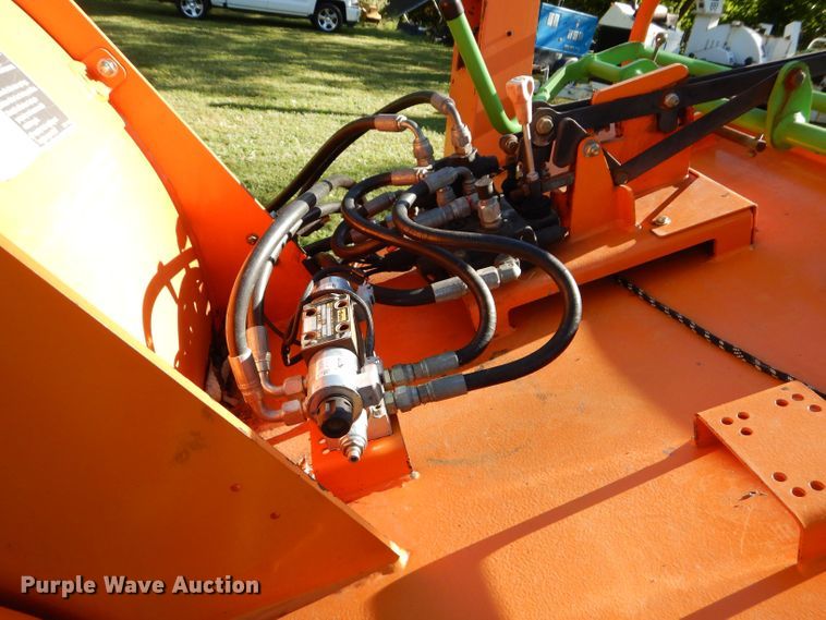 image for item DS6274 2014 Altec DRM12  wood chipper