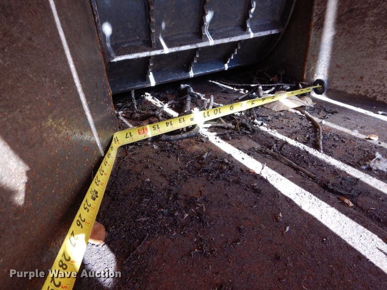 image for item DS6274 2014 Altec DRM12  wood chipper