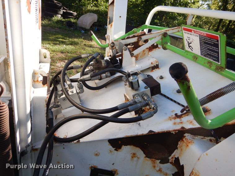 image for item DS6275 2012 Altec DC1317  wood chipper