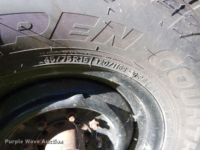 image for item DS6275 2012 Altec DC1317  wood chipper