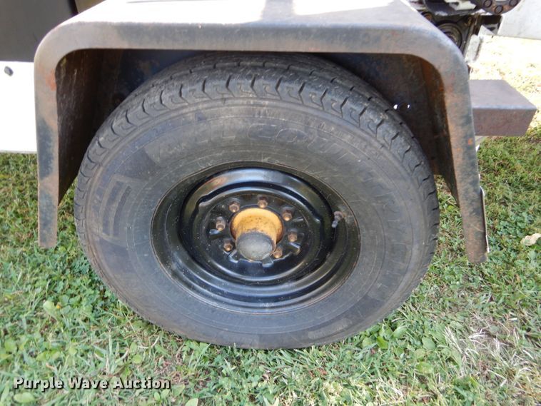 image for item DS6275 2012 Altec DC1317  wood chipper